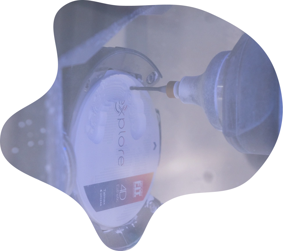 Home 1 Soluções digitais CAD/CAM e fresagem para dentistas e protéticos