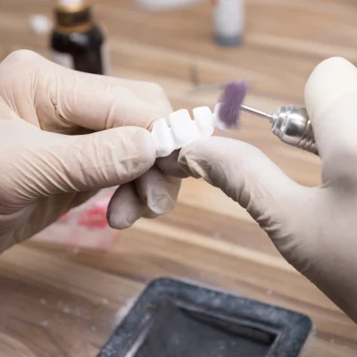 Soluções digitais CAD/CAM e fresagem para dentistas e protéticos